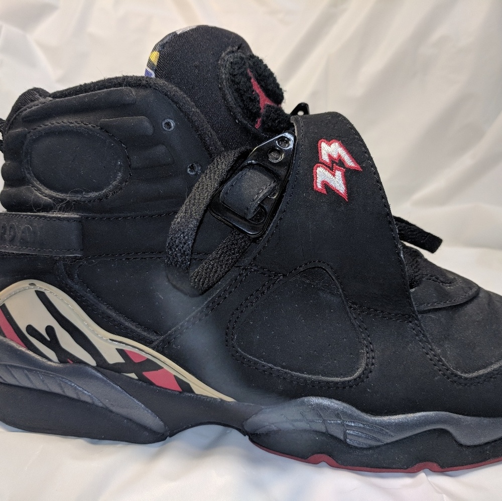 Jordan PLAYOFF 8'S SZ 7y womens 9